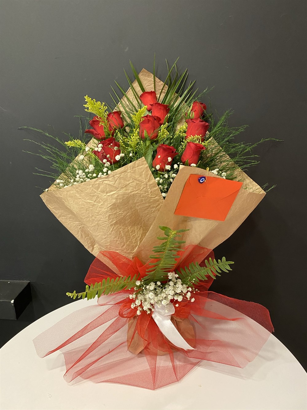 9 Adet Kırmızı Gül 