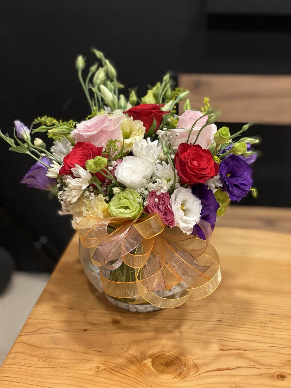 Cam Fanus Gül ve Mevsim Aranjmanı