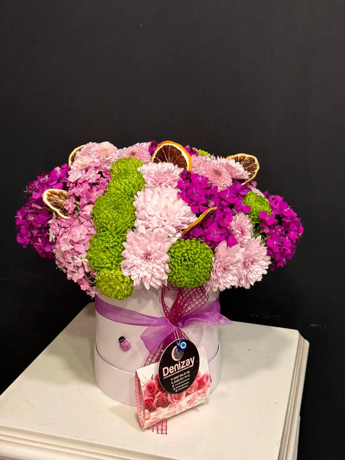 Kutuda Butik Çiçek 