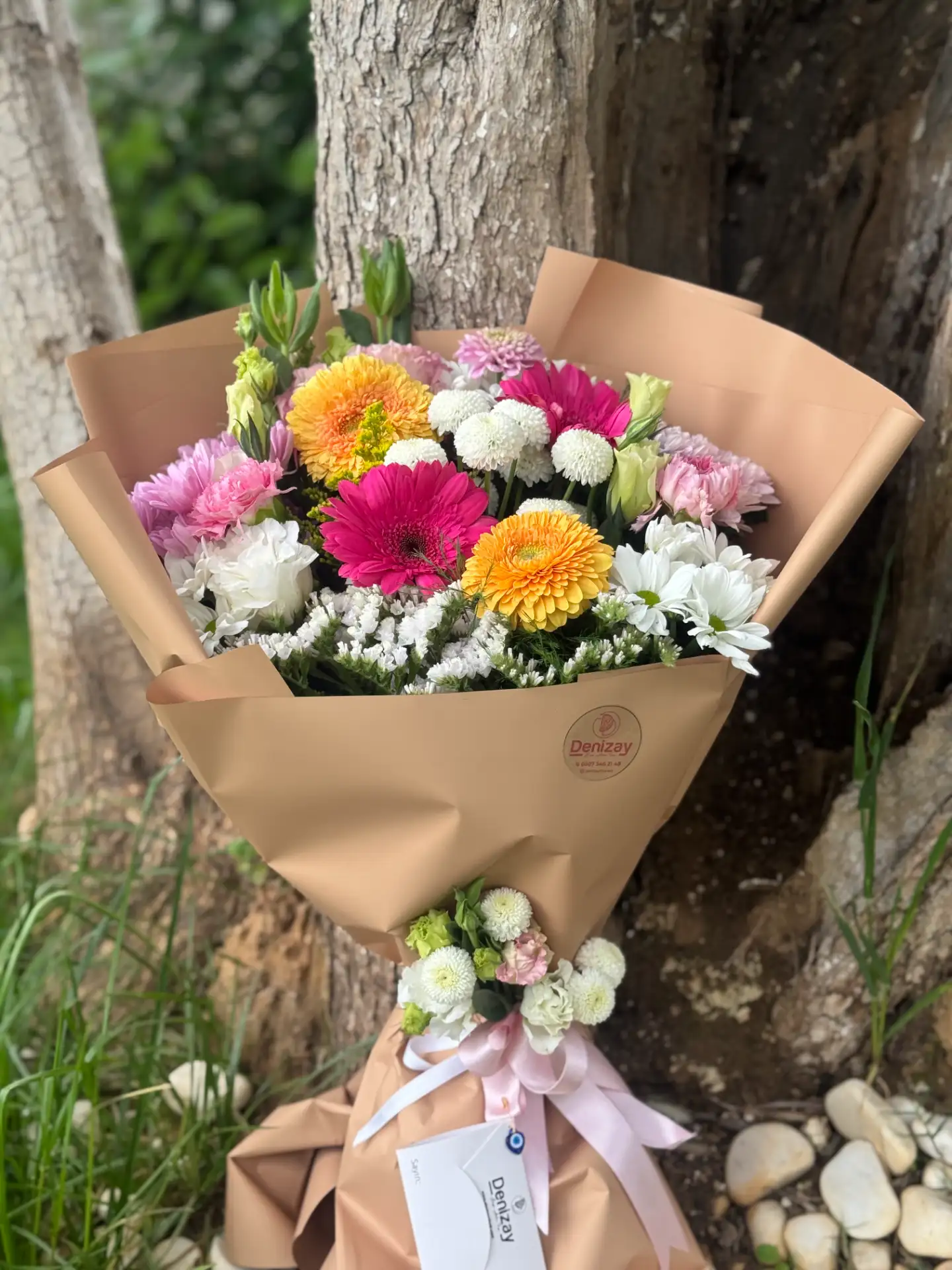 Dolgun Çiçek Buketi