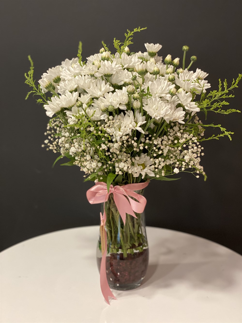 Vazoda Beyaz Papatya