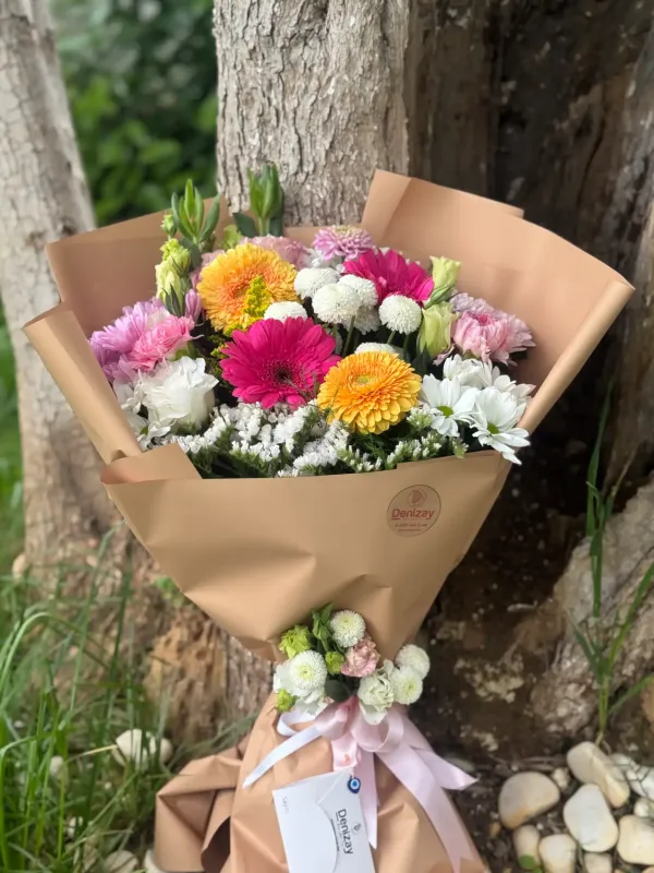 Dolgun Çiçek Buketi